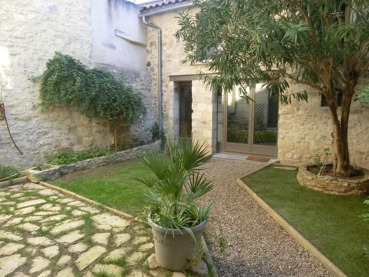 Chambre Sur Jardin Secret - Avignon Centre - Climatisee エクステリア 写真