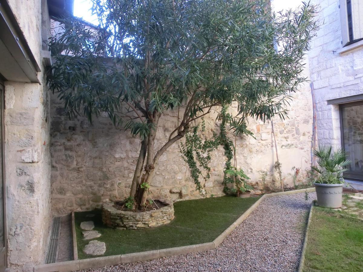 Chambre Sur Jardin Secret - Avignon Centre - Climatisee エクステリア 写真