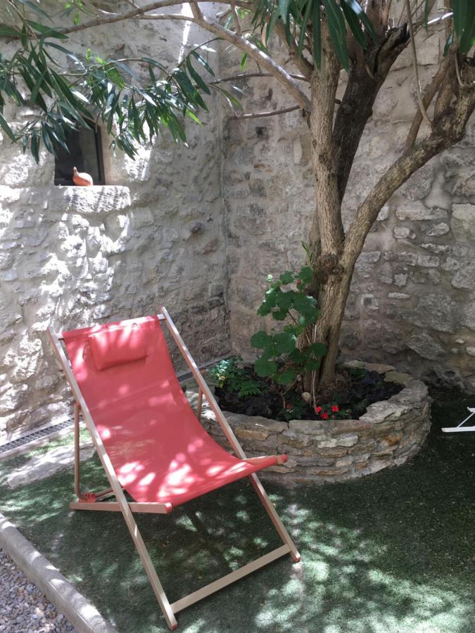 Chambre Sur Jardin Secret - Avignon Centre - Climatisee エクステリア 写真