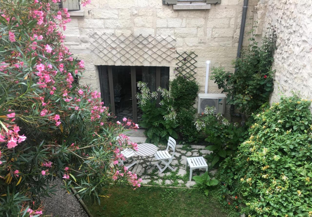 Chambre Sur Jardin Secret - Avignon Centre - Climatisee エクステリア 写真